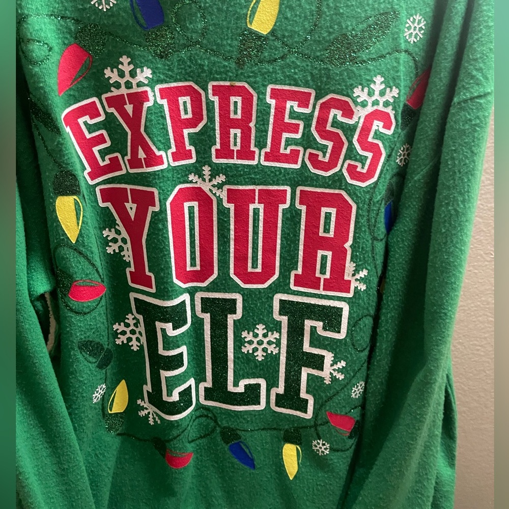 Size extra-large Christmas sweater, extra cute worn once. Item is as is
